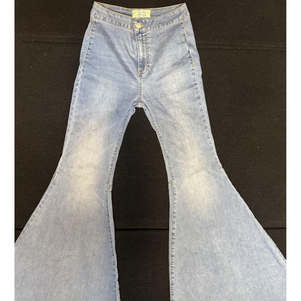 We The Free Free People Jeans 26 Extreme Flare Bell Bottom High Rise Raw Hem - Picture 4 of 14